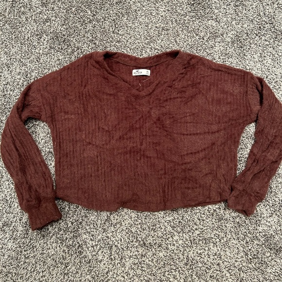 Hollister sweater - Picture 1 of 1